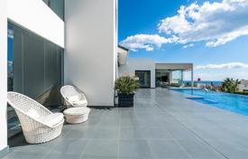 13 pièces villa 595 m² à Benahavis, Espagne. 4,450,000 €