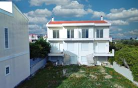 8 pièces maison mitoyenne 336 m² en Korinthia, Grèce. 200,000 €