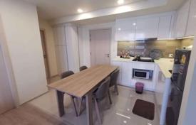 2 pièces appartement en copropriété à Din Daeng, Thaïlande. $257,000