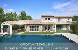 4 pièces villa à Tourrettes, France. 1,850,000 €