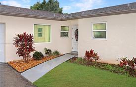 Maison en ville – Palm Beach County, Floride, Etats-Unis. $360,000