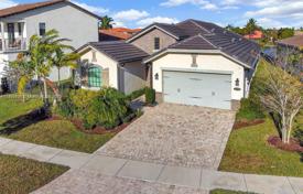 Maison en ville – Pembroke Pines, Broward, Floride,  Etats-Unis. $1,200,000