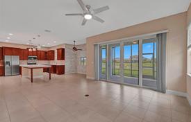 Maison en ville – Palm Beach County, Floride, Etats-Unis. $765,000