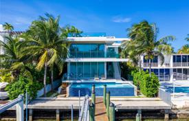 Villa – Miami Beach, Floride, Etats-Unis. $7,900,000