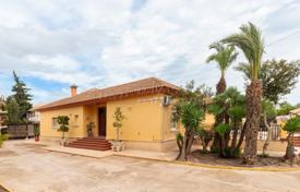 20 pièces villa 2000 m² à Los Montesinos, Espagne. 1,500,000 €
