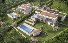 Terrain à Mougins, France. 1,590,000 €