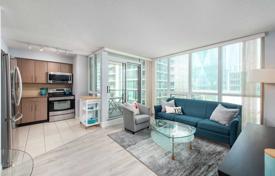 3 pièces appartement à Yonge Street, Canada. C$923,000