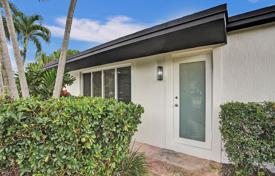 Maison en ville – West Palm Beach, Floride, Etats-Unis. $699,000