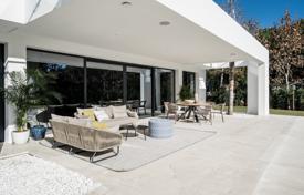 9 pièces villa 538 m² à Estepona, Espagne. 2,200,000 €