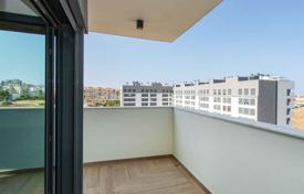 Appartement 137 m² à Faro (city), Portugal. 470,000 €