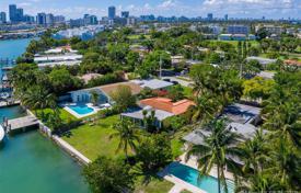 Maison de campagne – Miami Beach, Floride, Etats-Unis. $1,997,000