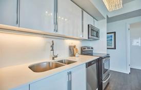 2 pièces appartement à Lake Shore Boulevard West, Canada. C$1,161,000