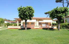 5 pièces villa en Forte dei Marmi, Italie. 13,000 € par semaine