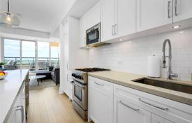 Appartement – East York, Toronto, Ontario,  Canada. C$808,000