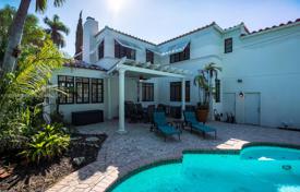 Maison en ville – Hollywood, Floride, Etats-Unis. $1,695,000