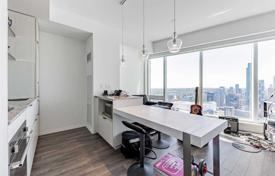 1 pièces appartement à Yonge Street, Canada. C$698,000