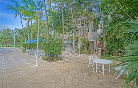 2 pièces appartement en copropriété 164 m² à Miami Beach, Etats-Unis. $550,000