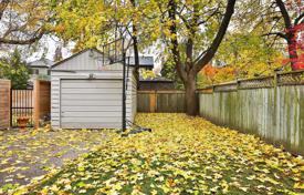 4 pièces maison en ville à Old Toronto, Canada. C$2,121,000