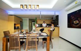3 pièces maison en ville 280 m² à tambon Kathu, Thaïlande. 421,000 €