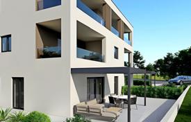 5 pièces appartement dans un nouvel immeuble 150 m² à Porec, Croatie. 781,000 €