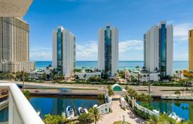 Appartement – Collins Avenue, Miami, Floride,  Etats-Unis. 915,000 €