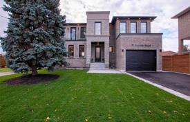 Maison en ville – York, Toronto, Ontario,  Canada. C$1,788,000