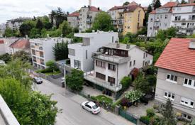 7 pièces maison en ville 350 m² en City of Zagreb, Croatie. 1,000,000 €