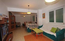 3 pièces maison de campagne 220 m² à Herceg Novi (ville), Monténégro. 245,000 €