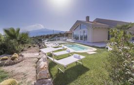 Villa – Taormina, Sicile, Italie. 4,500 € par semaine