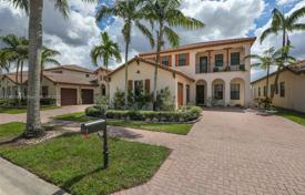 Maison en ville – Pembroke Pines, Broward, Floride,  Etats-Unis. $1,350,000