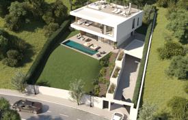 9 pièces villa 635 m² à Estepona, Espagne. 1,895,000 €