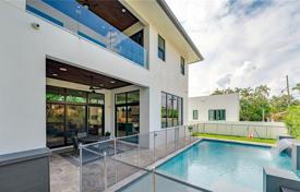 8 pièces villa 541 m² à Fort Lauderdale, Etats-Unis. $1,999,000