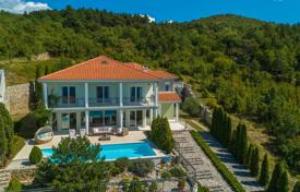 7 pièces maison en ville 550 m² à Crikvenica, Croatie. 1,850,000 €