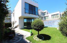 Villa Meublée Près des Terrains de Golf à Belek Antalya. $747,000