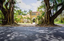 Maison de campagne – Coral Gables, Floride, Etats-Unis. $1,300,000
