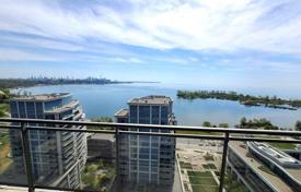 3 pièces appartement à Lake Shore Boulevard West, Canada. C$1,102,000