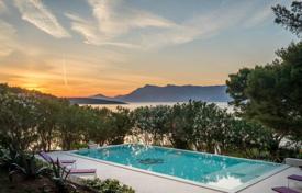 Villa – Brač, Comté de Split-Dalmatie, Croatie. 3,800,000 €