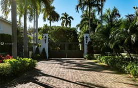 Villa – Miami, Floride, Etats-Unis. $1,694,000