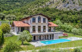 Villa – Lac de Côme, Lombardie, Italie. 3,050,000 €