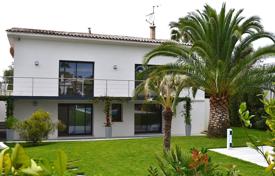 Villa – Cap d'Antibes, Antibes, Côte d'Azur,  France. 11,300 € par semaine