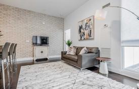 Appartement – The Queensway, Toronto, Ontario,  Canada. C$752,000