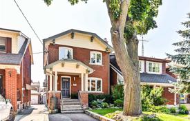 3 pièces maison en ville en York, Canada. C$2,055,000