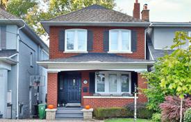 4 pièces maison en ville à Old Toronto, Canada. C$1,780,000