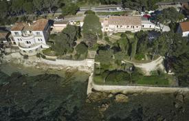 Villa – Le Lavandou, Côte d'Azur, France. 11,550,000 €