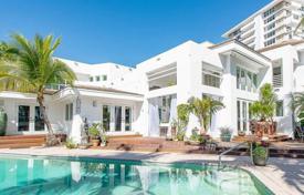 Villa – Fort Lauderdale, Floride, Etats-Unis. $3,895,000