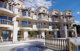 Maison mitoyenne – Universal, Paphos (city), Paphos,  Chypre. 298,000 €