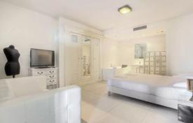 Appartement – Boulevard de la Croisette, Cannes, Côte d'Azur,  France. 1,400,000 €