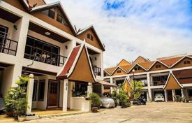 Maison en ville – Na Kluea, Bang Lamung, Chonburi,  Thaïlande. 76,000 €