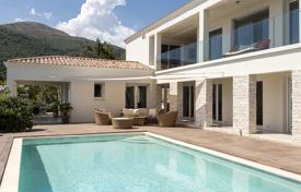 3 pièces villa à Tourrettes-sur-Loup, France. 1,545,000 €