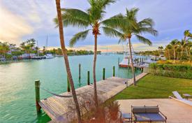 Appartement – Miami, Floride, Etats-Unis. $5,200 par semaine